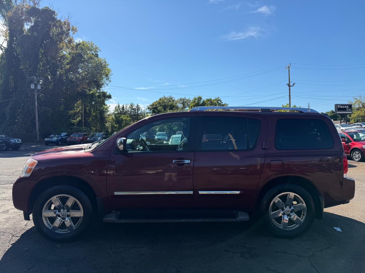 Nissan Armada Platinum 4WD 2012