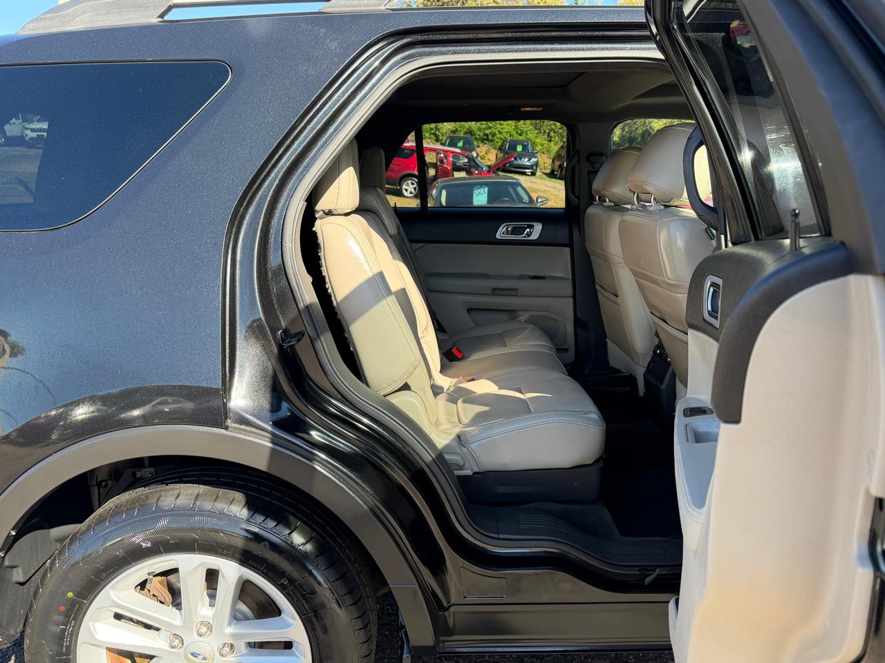 Ford Explorer XLT 4WD 2013