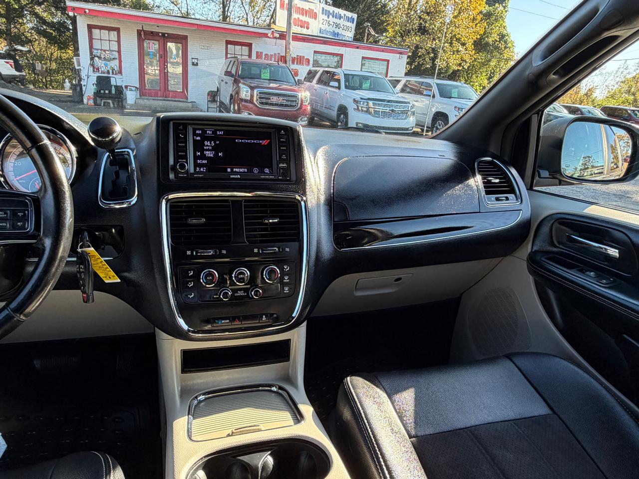 Dodge Grand Caravan SXT 2020