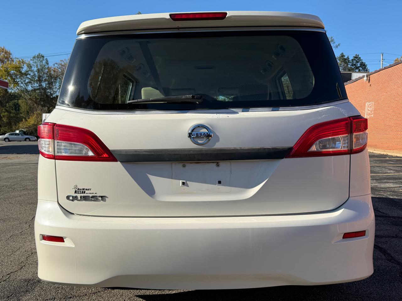 Nissan Quest S 2015