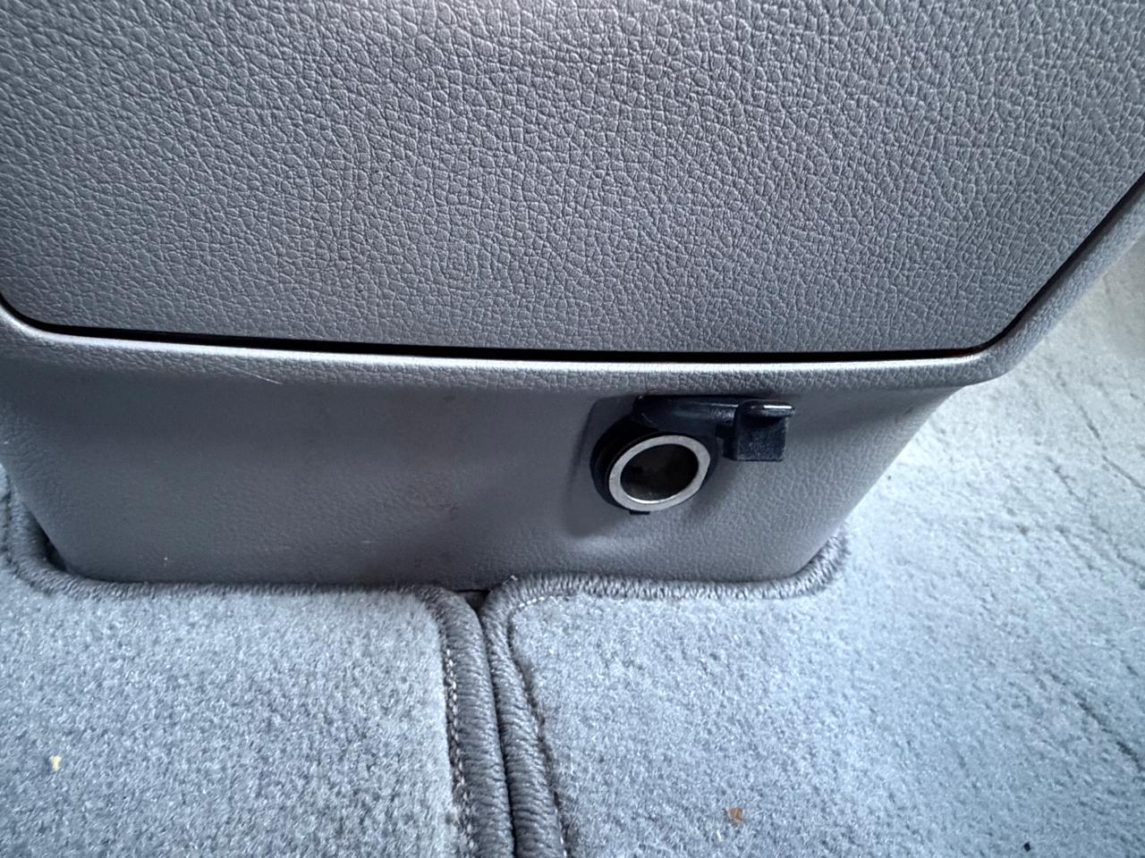 Nissan Quest S 2015