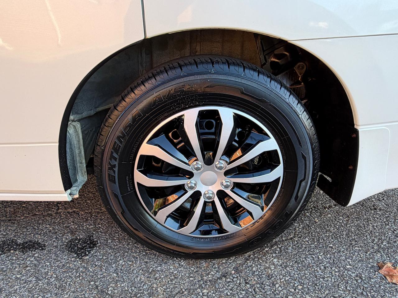 Nissan Quest S 2015