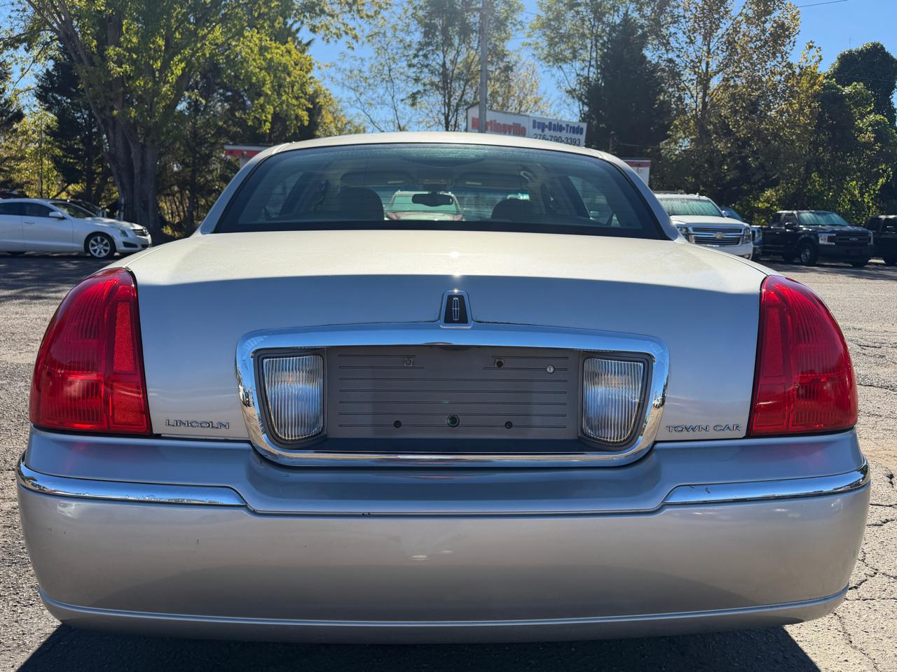 Lincoln Town Car Executive 2003