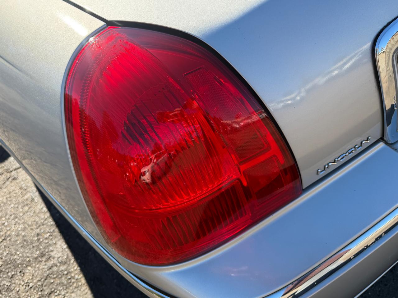 Lincoln Town Car Executive 2003
