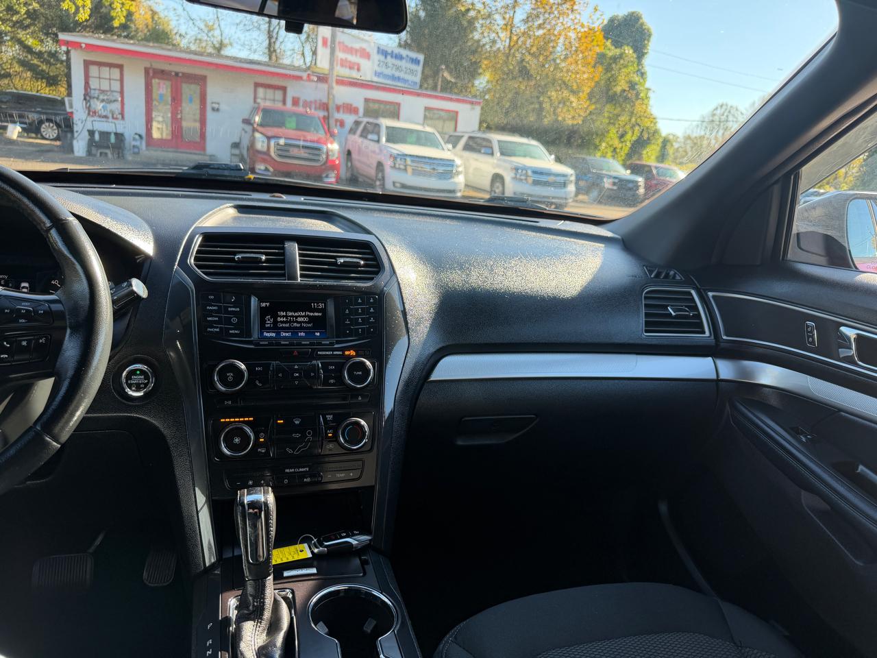 Ford Explorer XLT 4WD 2017