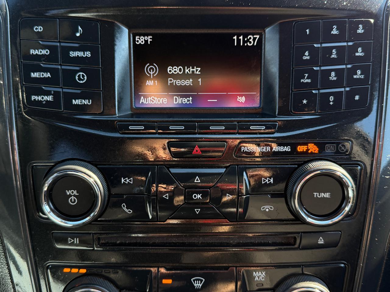 Ford Explorer XLT 4WD 2017