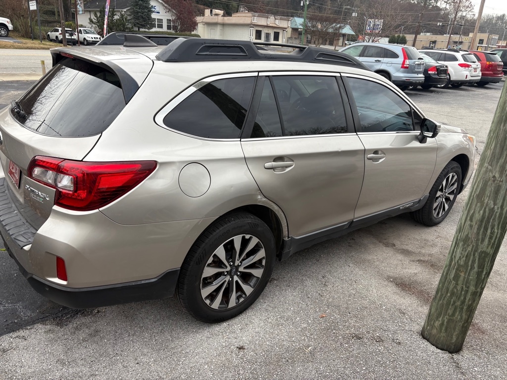 Subaru Outback 2.5i Limited 2011