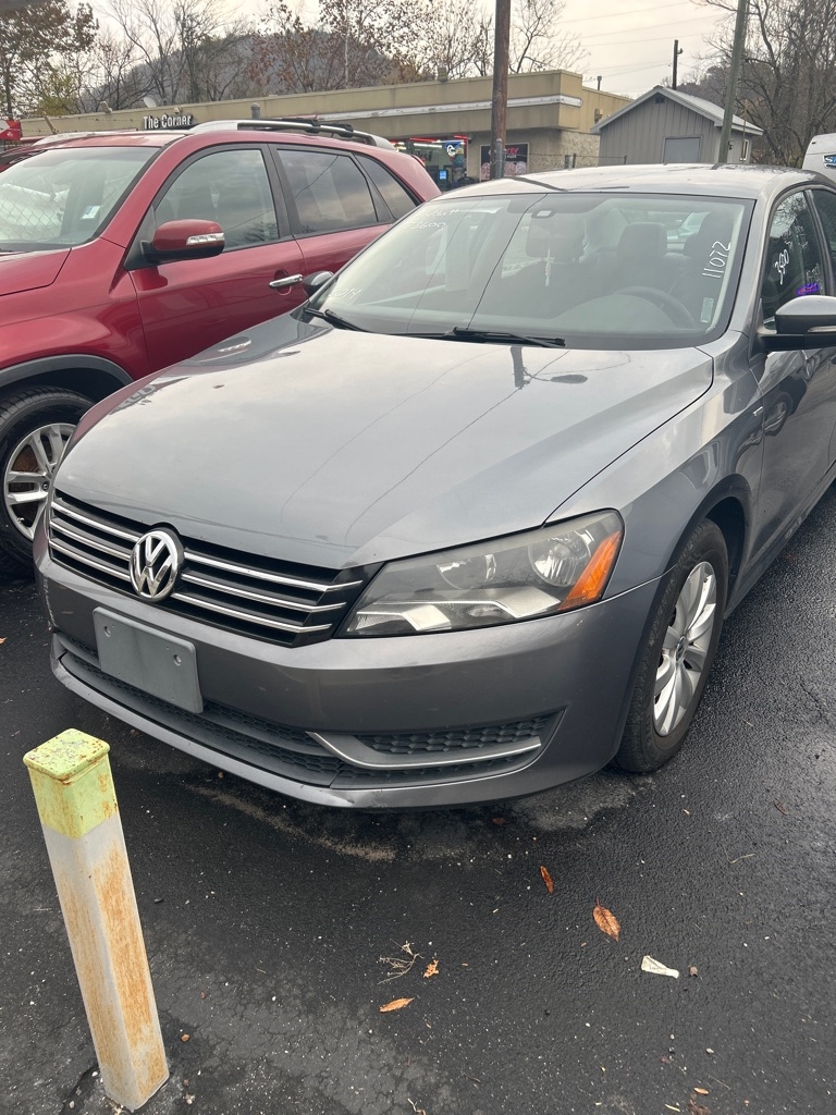 2014 Volkswagen Passat 2.5L S W/Appearance
