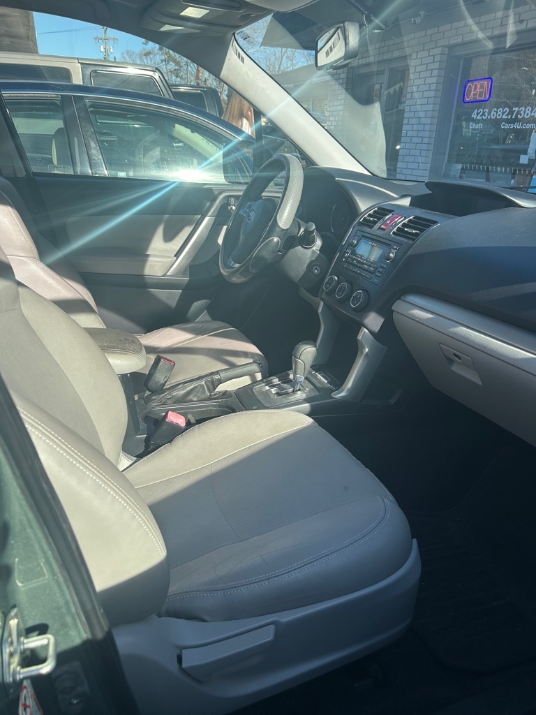 Subaru Forester 2.5i Limited 2015