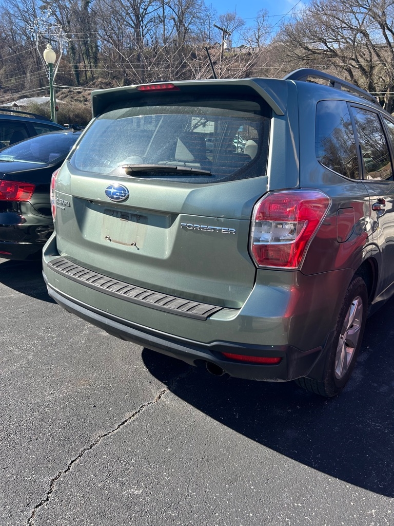 Subaru Forester 2.5i Limited 2015