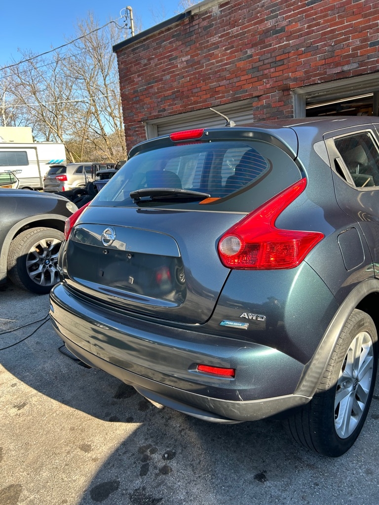 Nissan Juke S AWD 2013