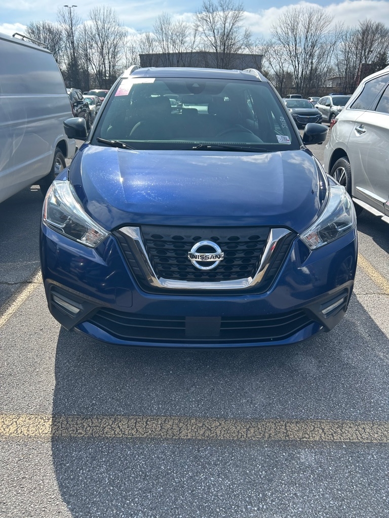 2020 Nissan Kicks SR