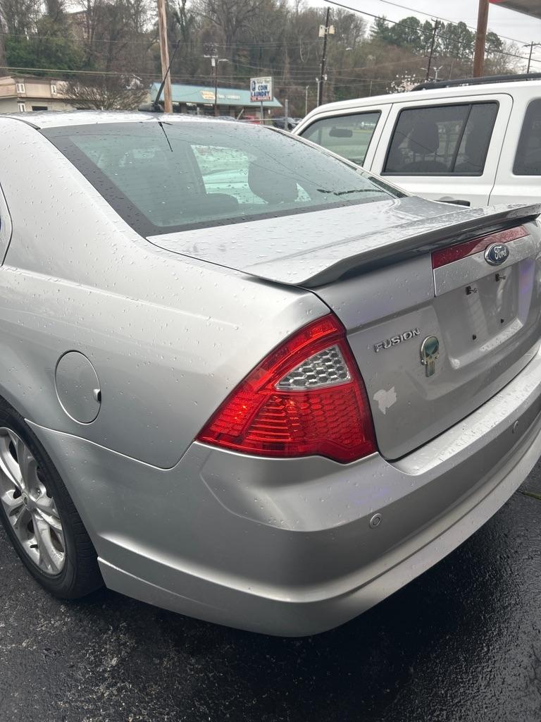 Ford Fusion SE 2012