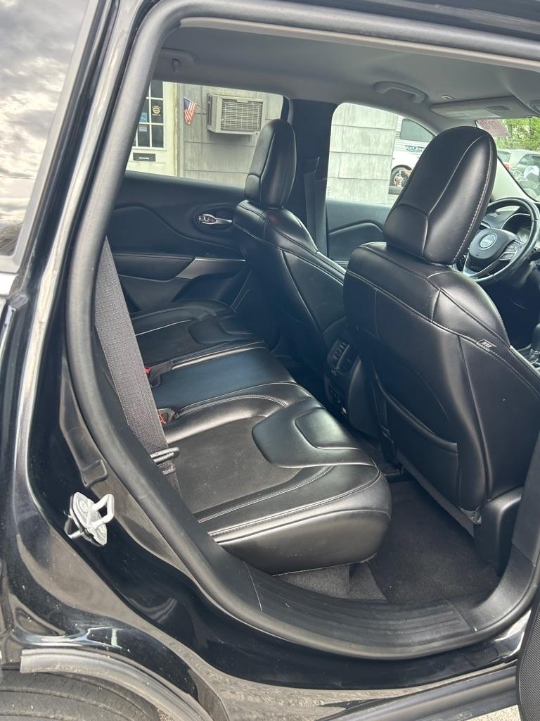 Jeep Cherokee Latitude Plus FWD 2019