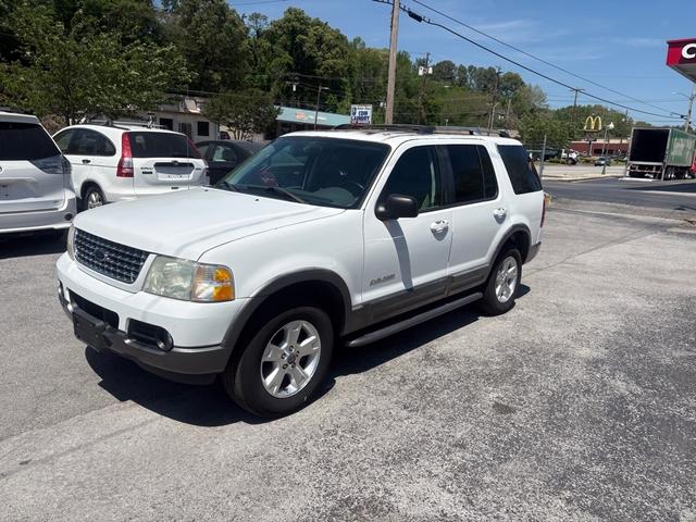 White 2004 Ford Explorer XLT V6 SUV / Crossover Rear-Wheel Drive Automatic