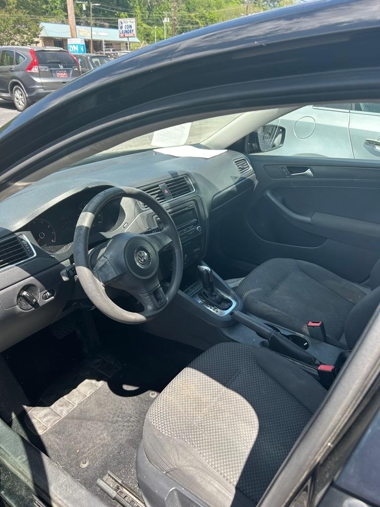 Volkswagen Jetta S 2012