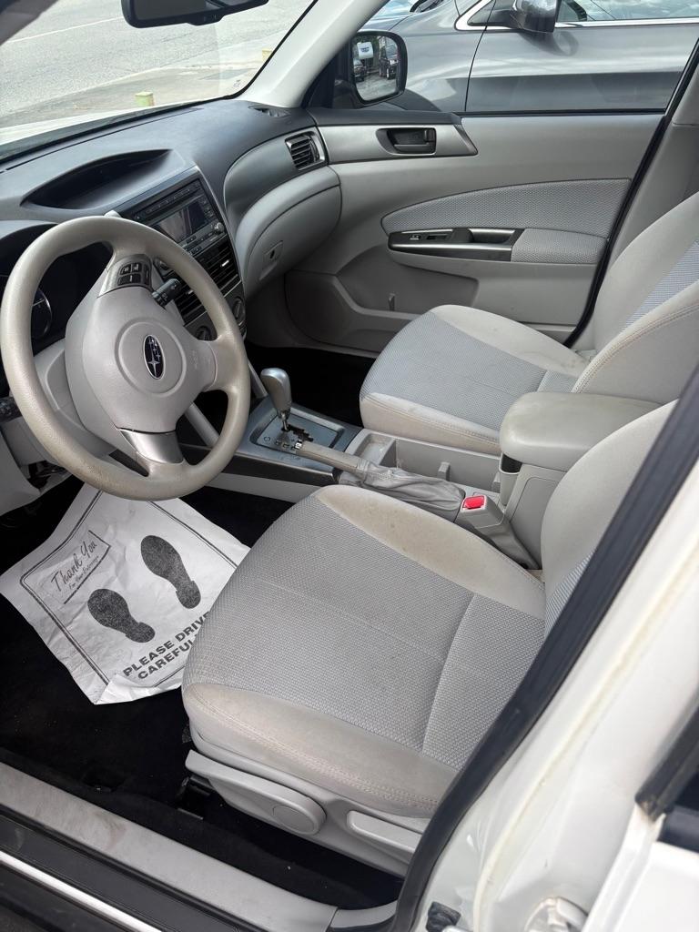 Subaru Forester 2.5X 2012