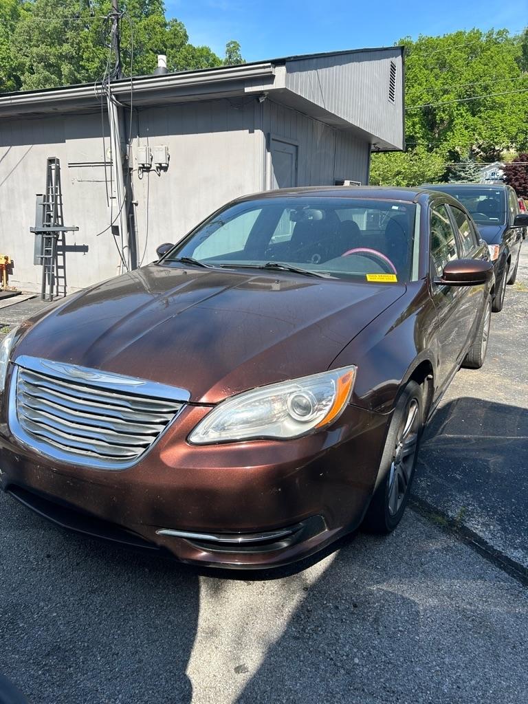 Chrysler 200 Touring 2013