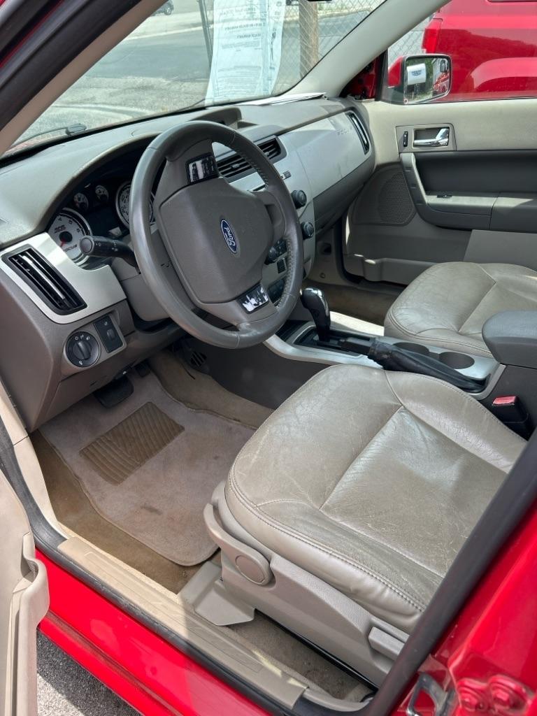 Ford Focus SE Sedan 2008