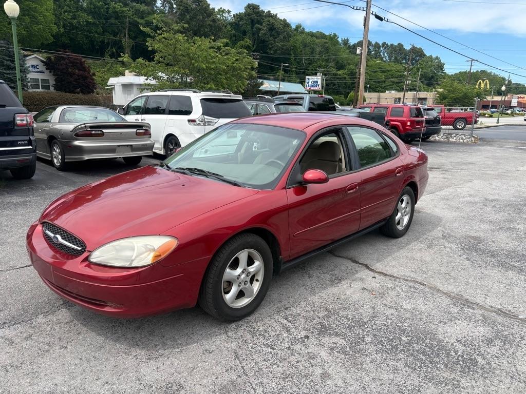 Ford Taurus SE 2001