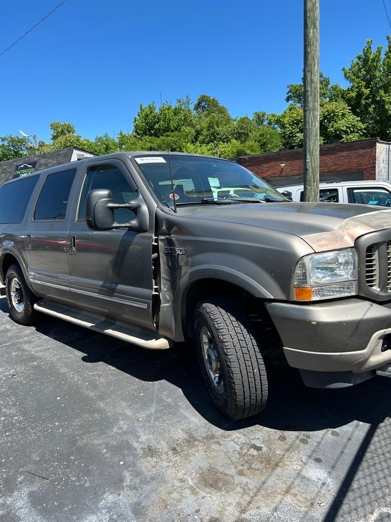 2003 Ford Excursion Limited 6.8L 2WD