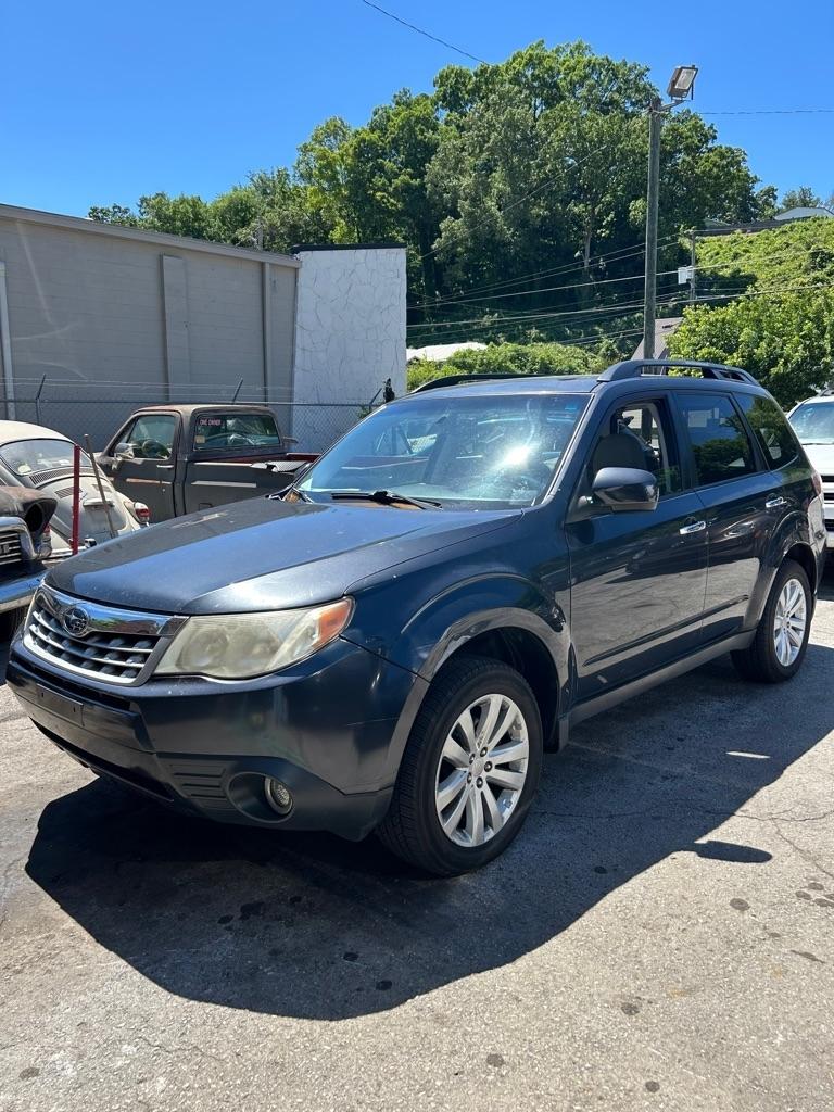 Subaru Forester 2.5X Limited 2011