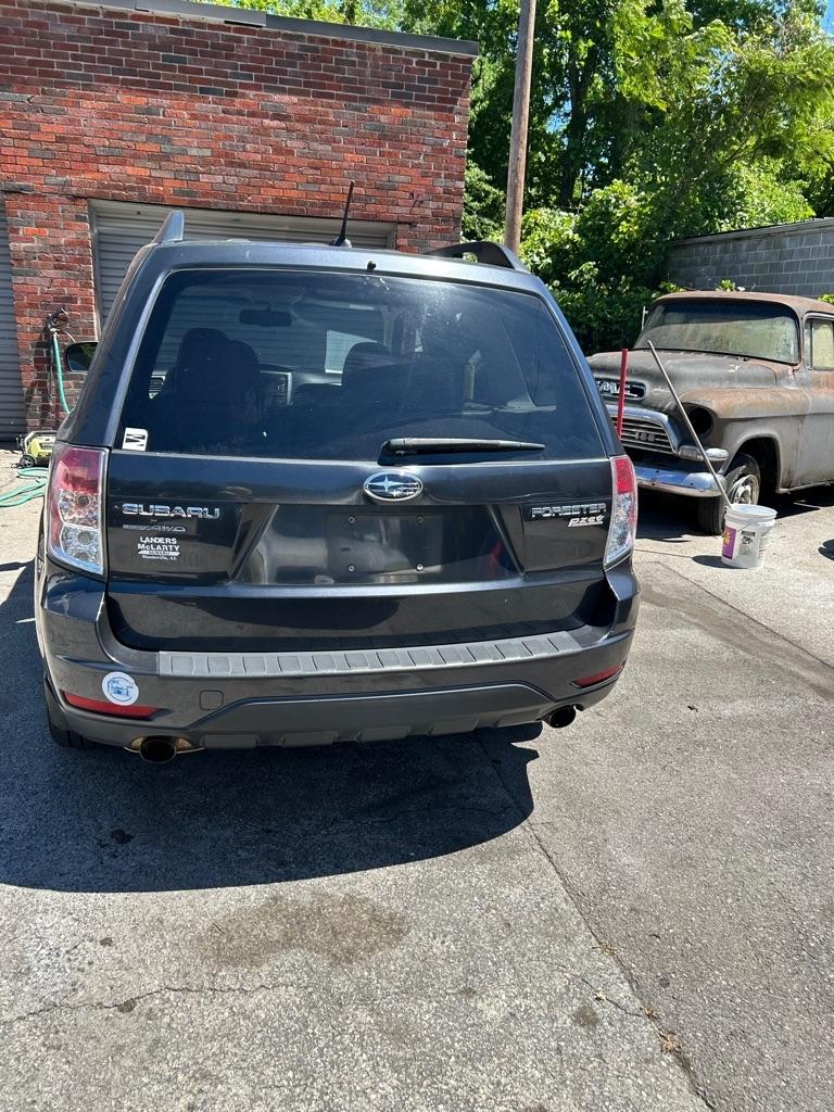 Subaru Forester 2.5X Limited 2011