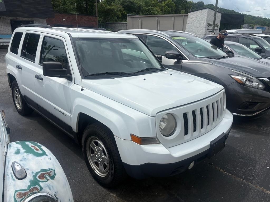 Jeep Patriot Sport 2WD 2014