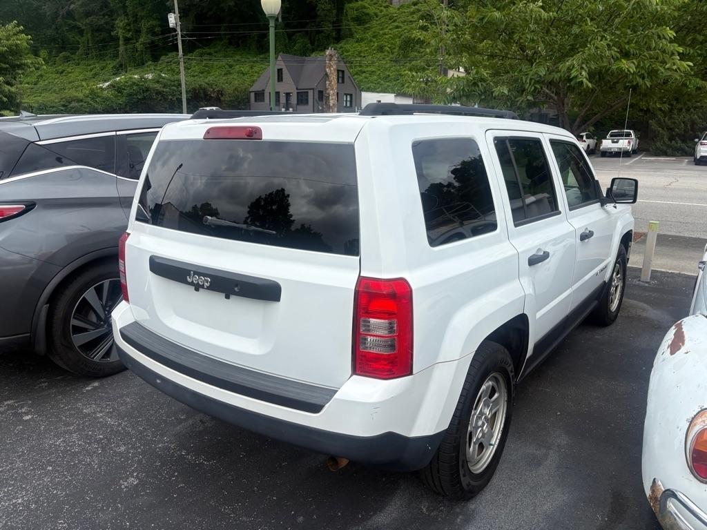 Jeep Patriot Sport 2WD 2014