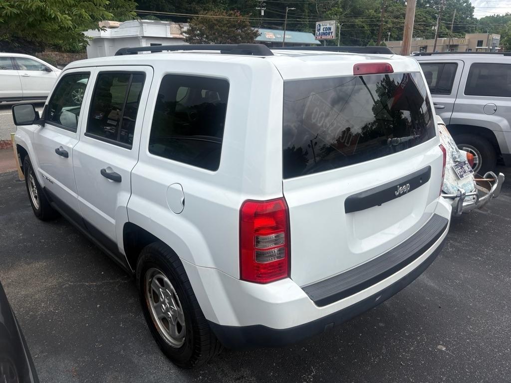 Jeep Patriot Sport 2WD 2014