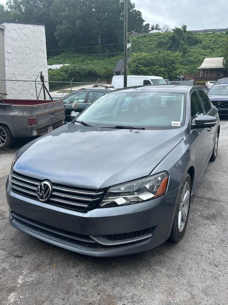 2013 Volkswagen Passat 2.5L SE MT