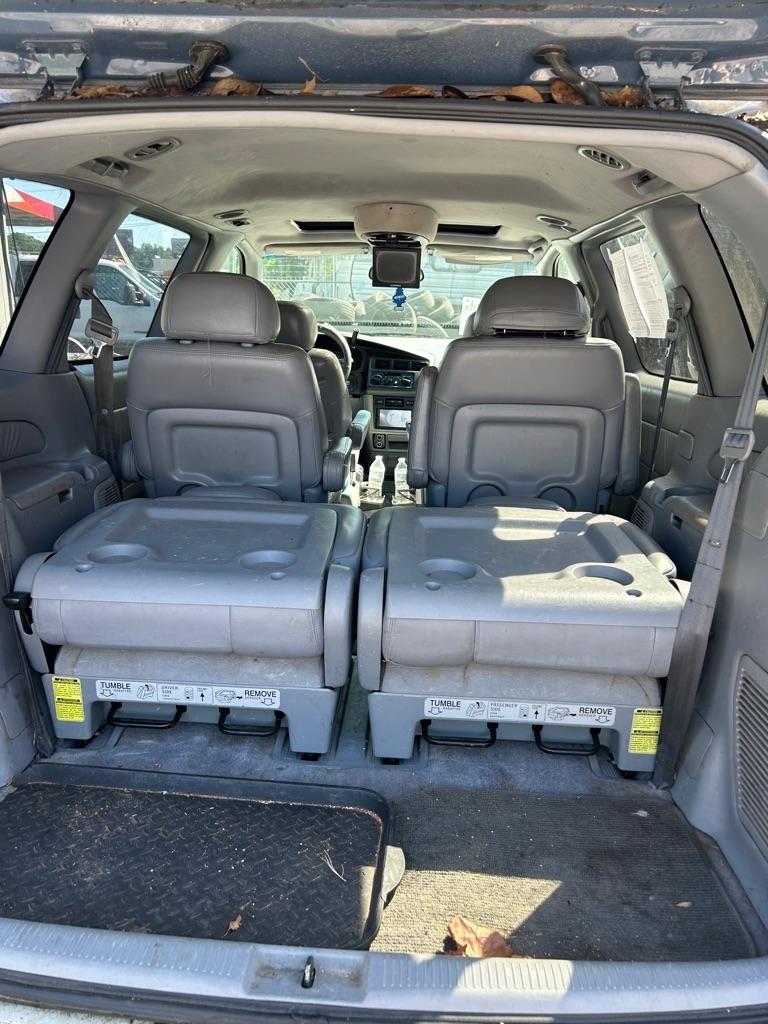 Toyota Sienna LE 4-Door 2000