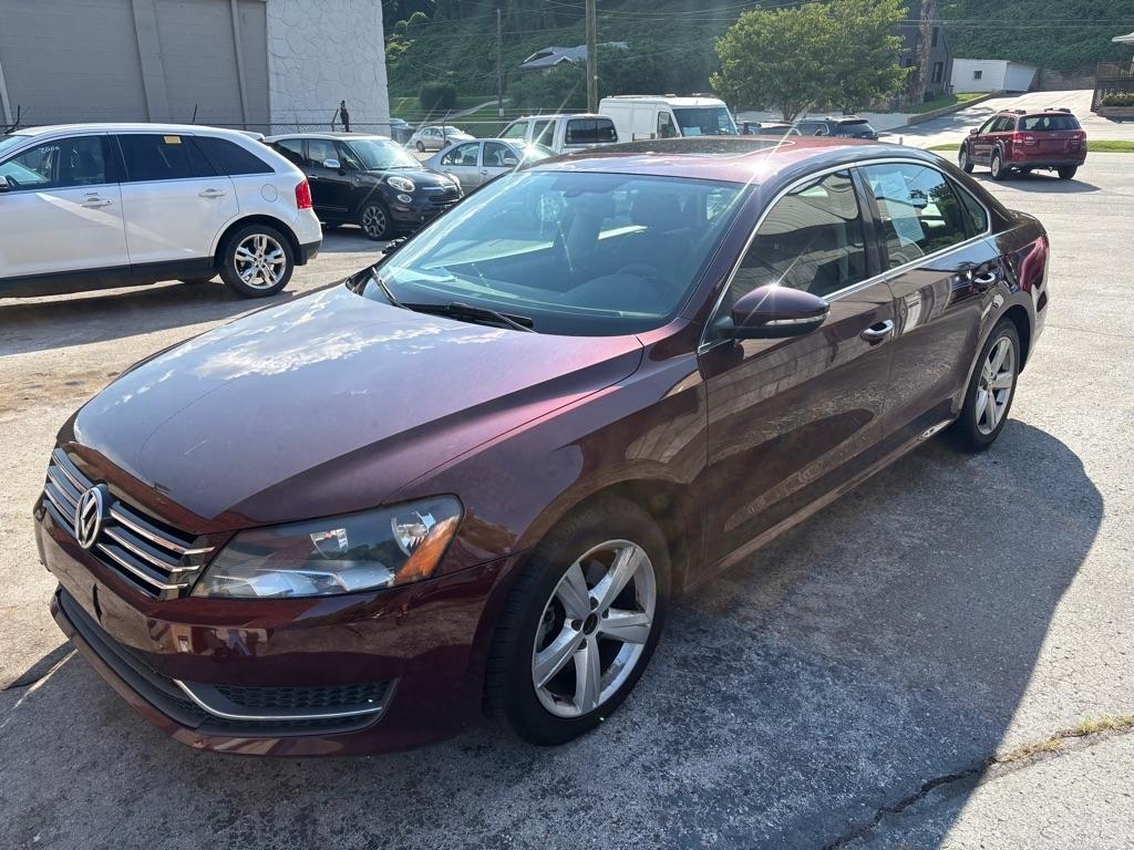 2012 Volkswagen Passat 2.5L SE2