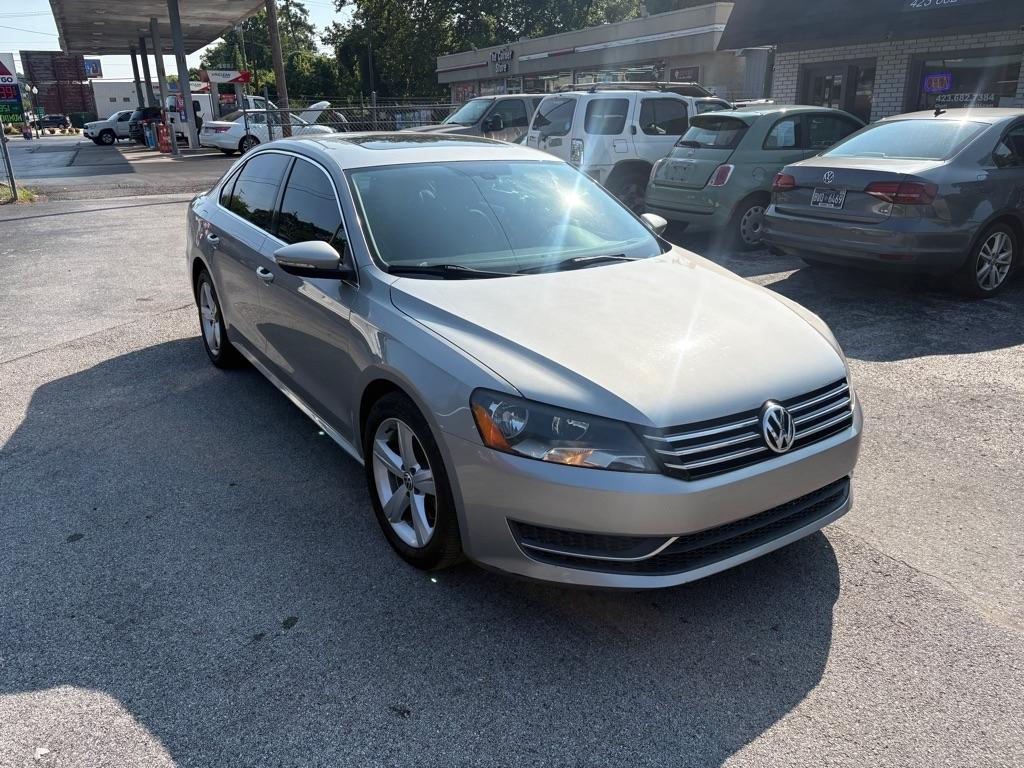 2012 Volkswagen Passat 2.5L SE2