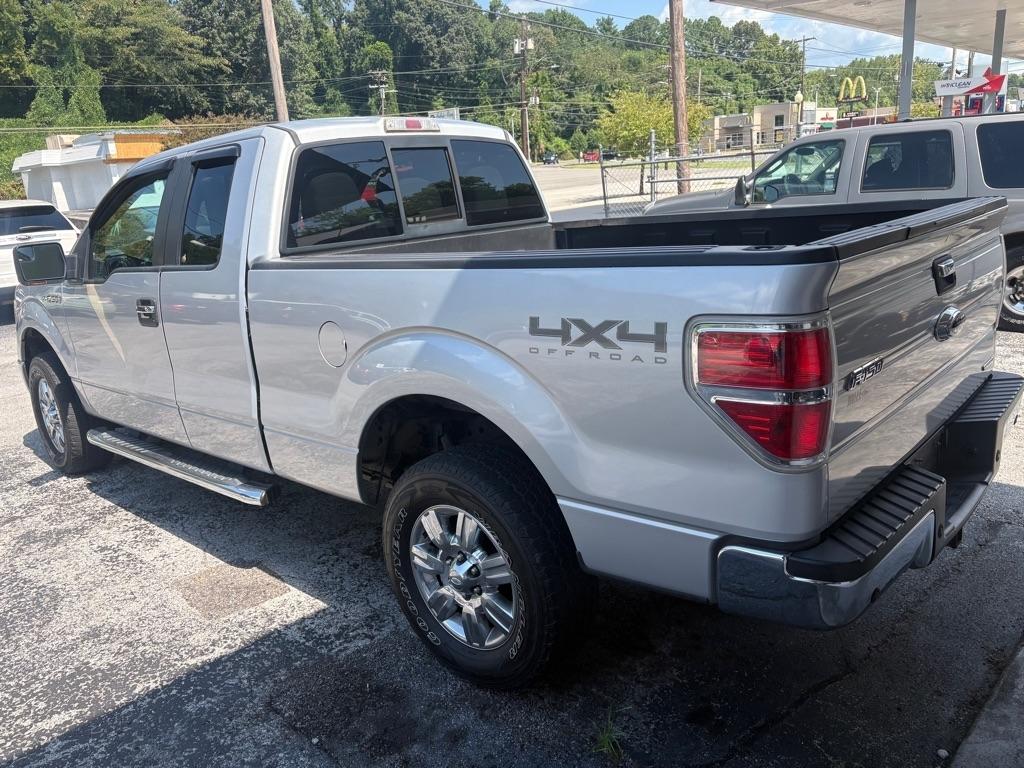 Ford F-150 XLT SuperCab 8-ft. Bed 4WD 2012