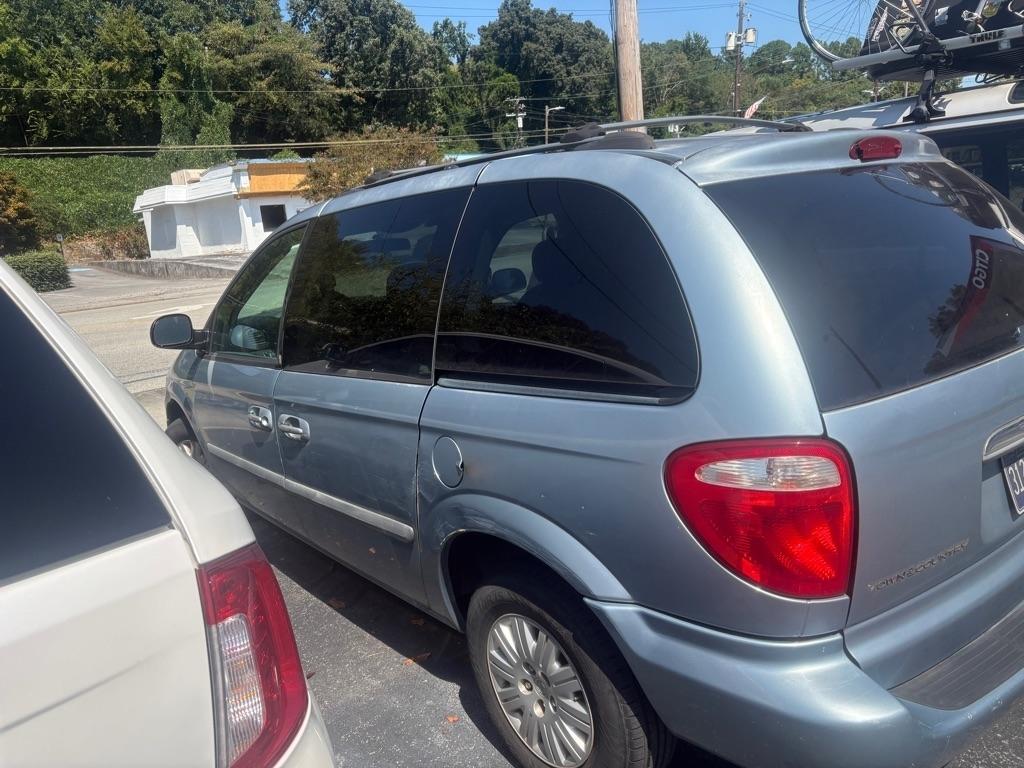 Chrysler Town & Country Base 2006