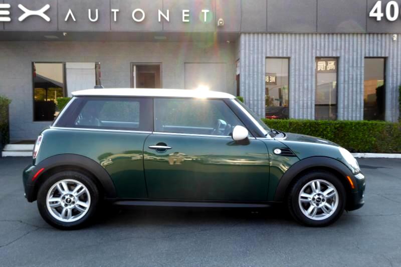 2013 Mini Cooper Hardtop 2 Door photo 4