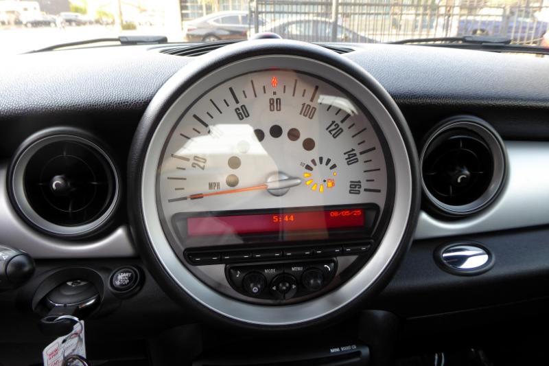 2013 Mini Cooper Hardtop 2 Door photo 13