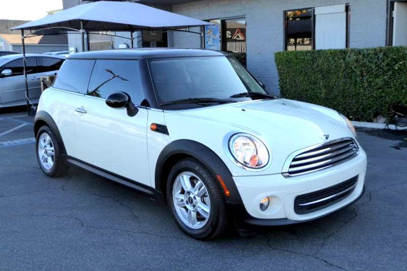 2012 Mini Cooper Hardtop 2 Door photo 2