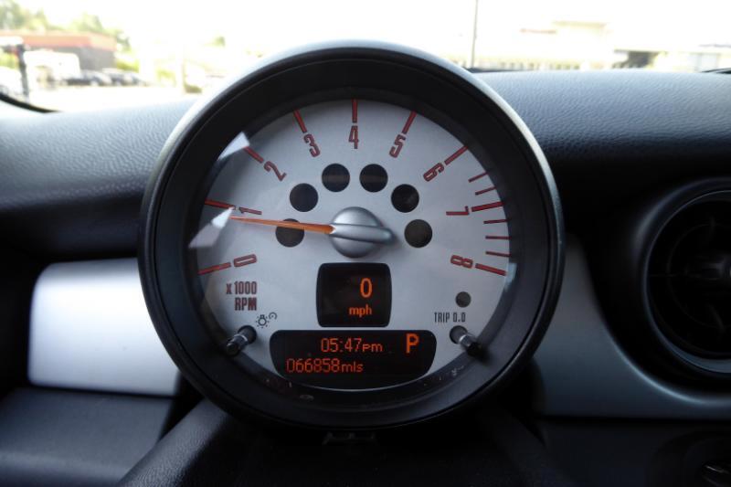 2012 Mini Cooper Hardtop 2 Door photo 9