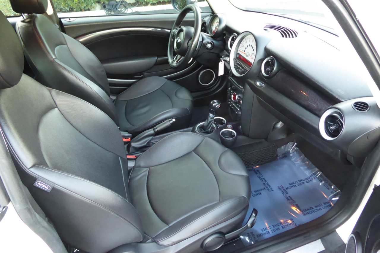 MINI Cooper Clubman 2dr Cpe S 2013 MINI Cooper Clubman 2dr Cpe S 2013