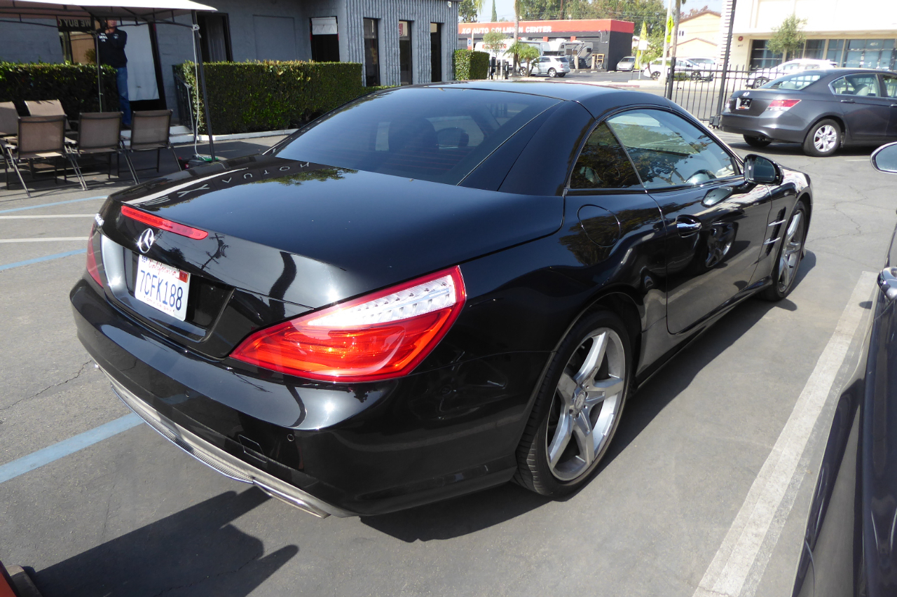 Mercedes-Benz SL-Class 2dr Roadster SL 550 2013 Mercedes-Benz SL-Class 2dr Roadster SL 550 2013