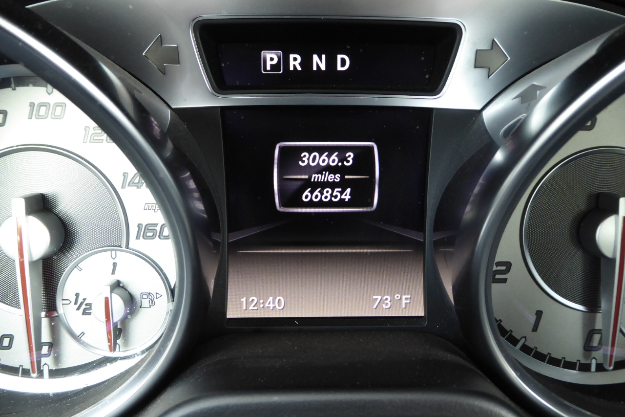 Mercedes-Benz SL-Class 2dr Roadster SL 550 2013 Mercedes-Benz SL-Class 2dr Roadster SL 550 2013