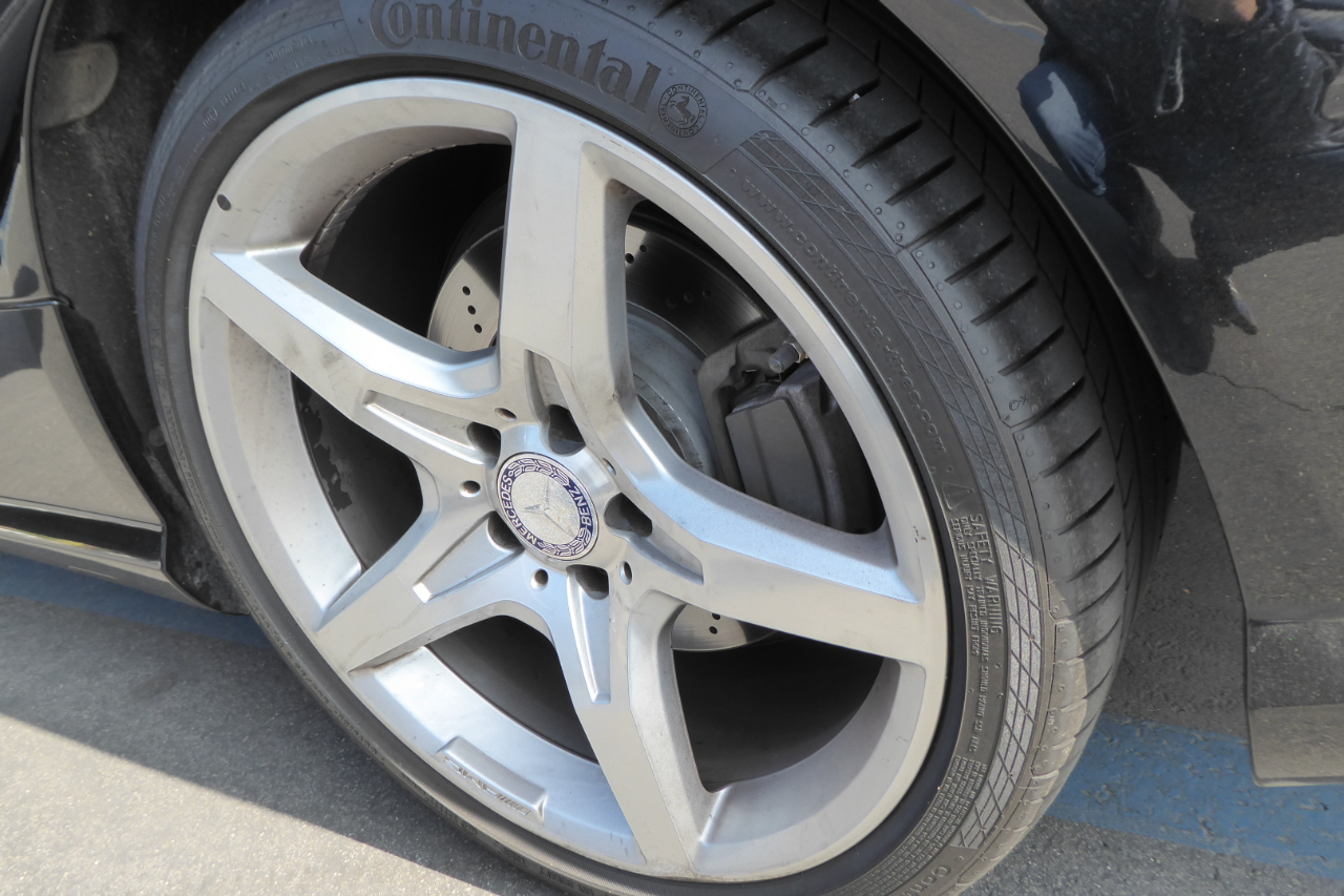 Mercedes-Benz SL-Class 2dr Roadster SL 550 2013 Mercedes-Benz SL-Class 2dr Roadster SL 550 2013