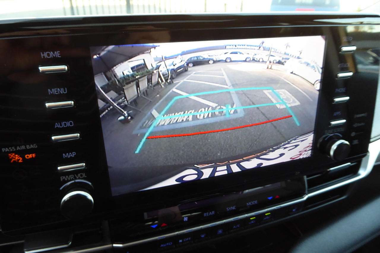 Toyota Sienna XLE FWD 8-Passenger (Natl) 2023