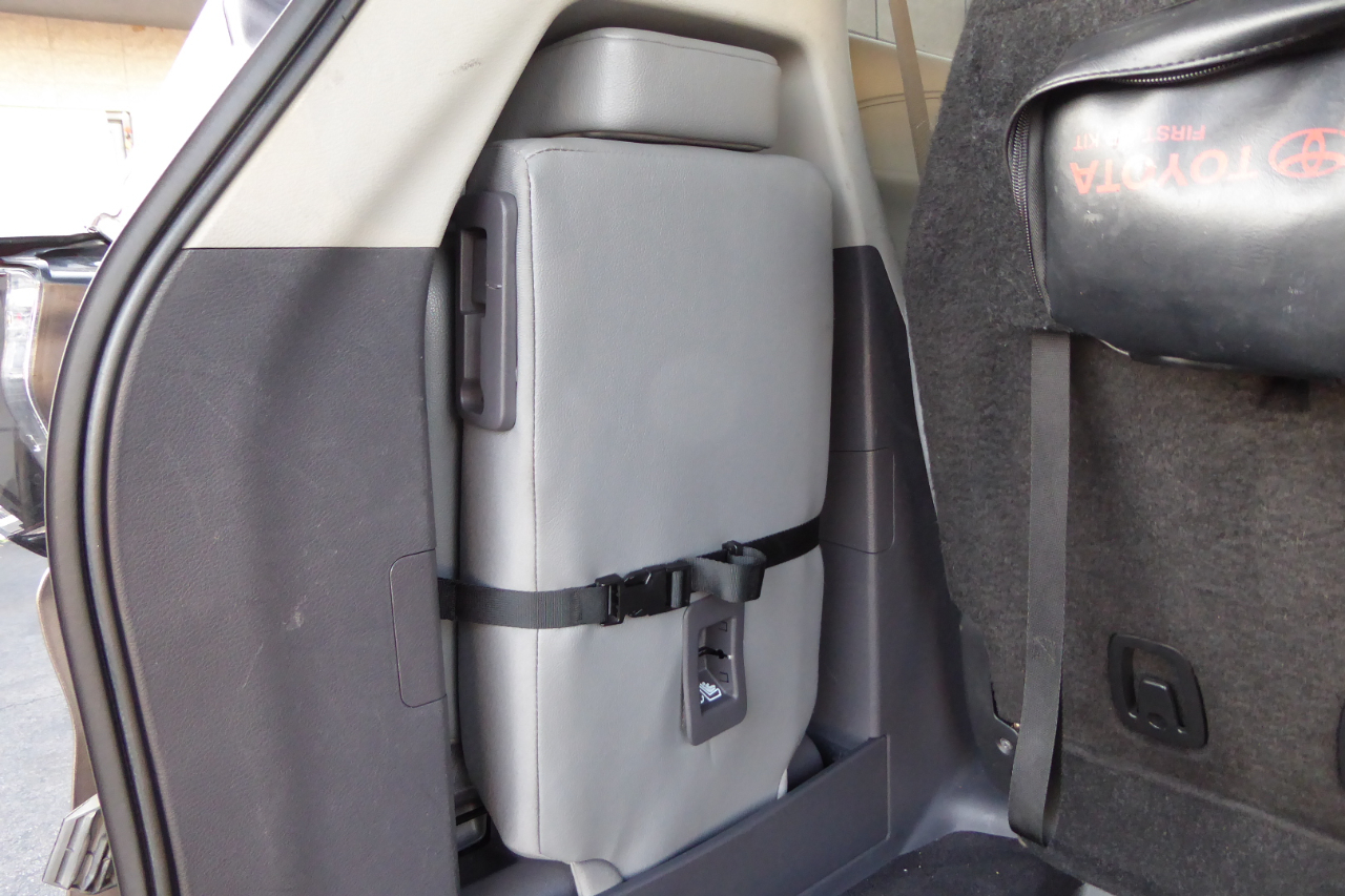 Toyota Sienna XLE FWD 8-Passenger (Natl) 2023