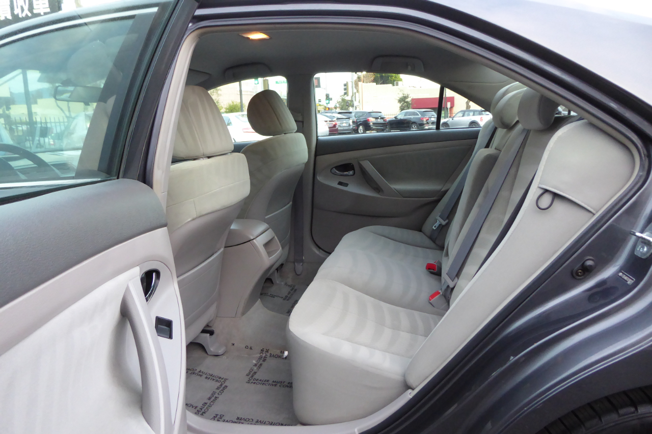 Toyota Camry 4dr Sdn I4 Auto XLE (Natl) 2007