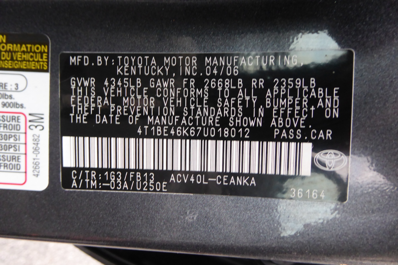 Toyota Camry 4dr Sdn I4 Auto XLE (Natl) 2007