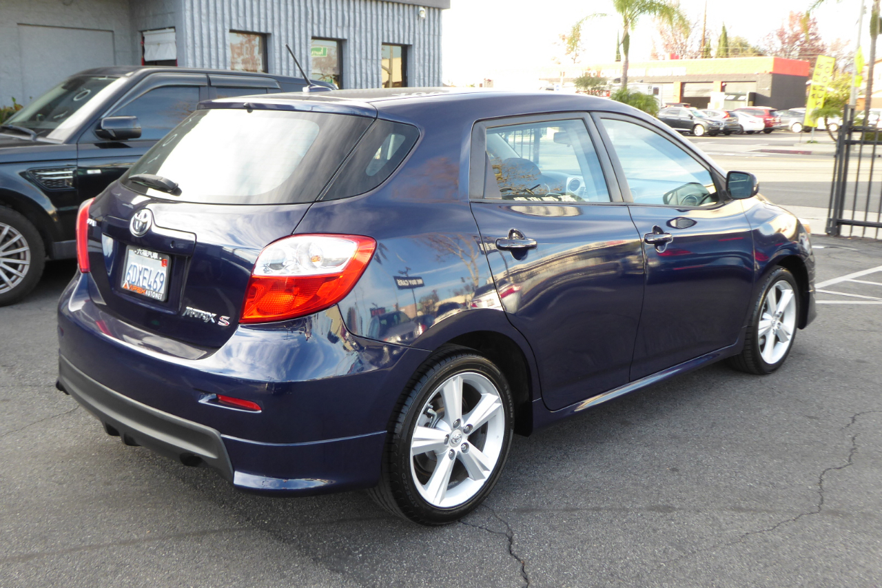 Toyota Matrix  2009