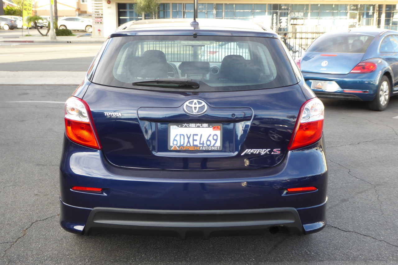 Toyota Matrix  2009